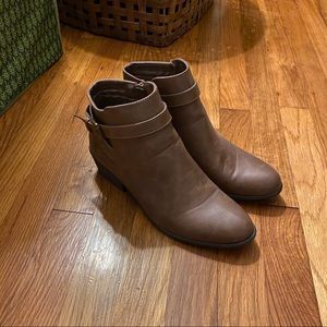 Justfab brown booties 8.5